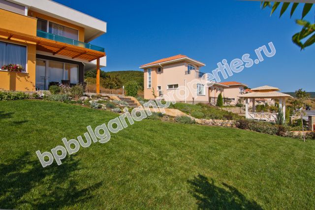 Люксовые дома на заказ в комплексе Sunset Villas, недалеко от к.к. Солнечный берег
