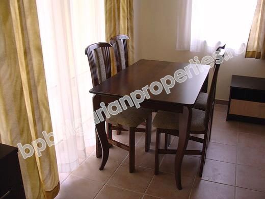 Люксозные апартаменты для продажи в центре курорта Солнечный Берег