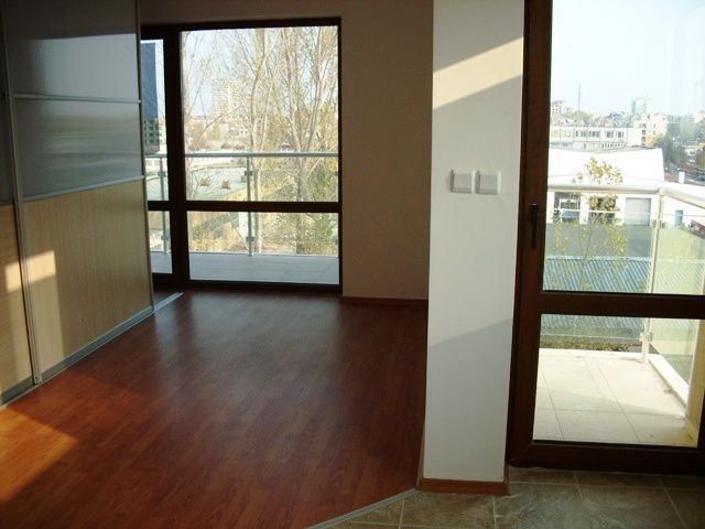 Люкс студия на прадажу в курортном комплексе Солнечный Берег