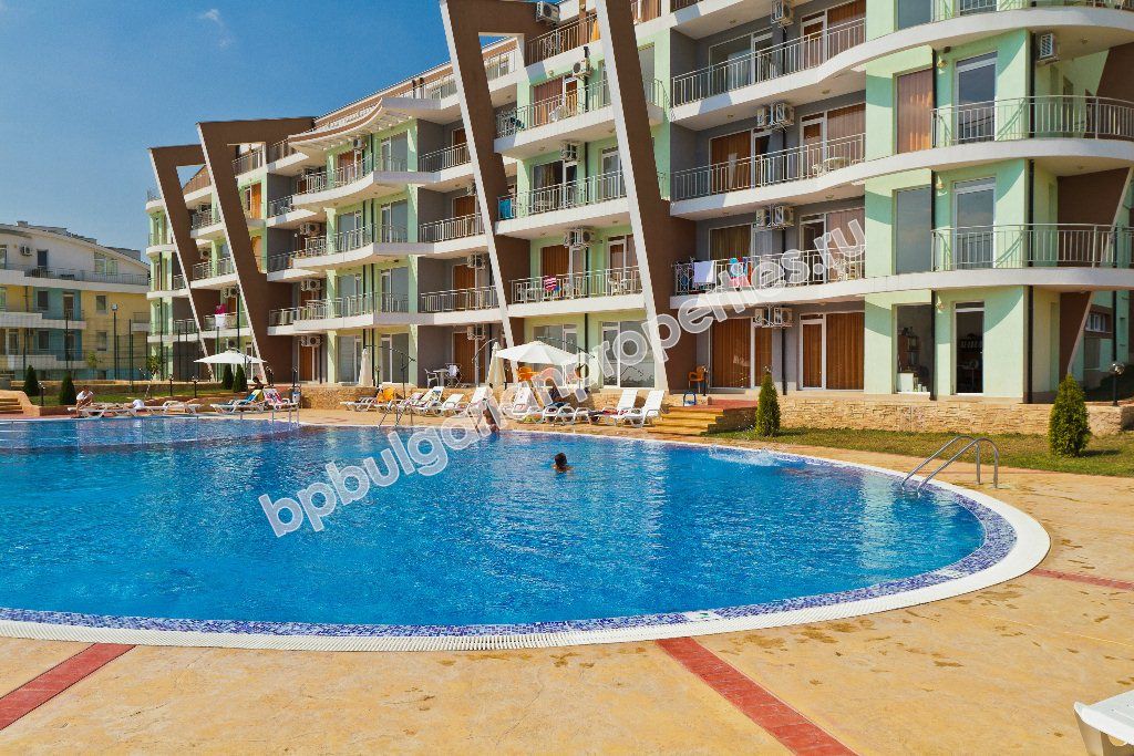 Двухкомнатная квартира на продажу в люксовый комплекс недалеко от к.к. Солнечный Берег