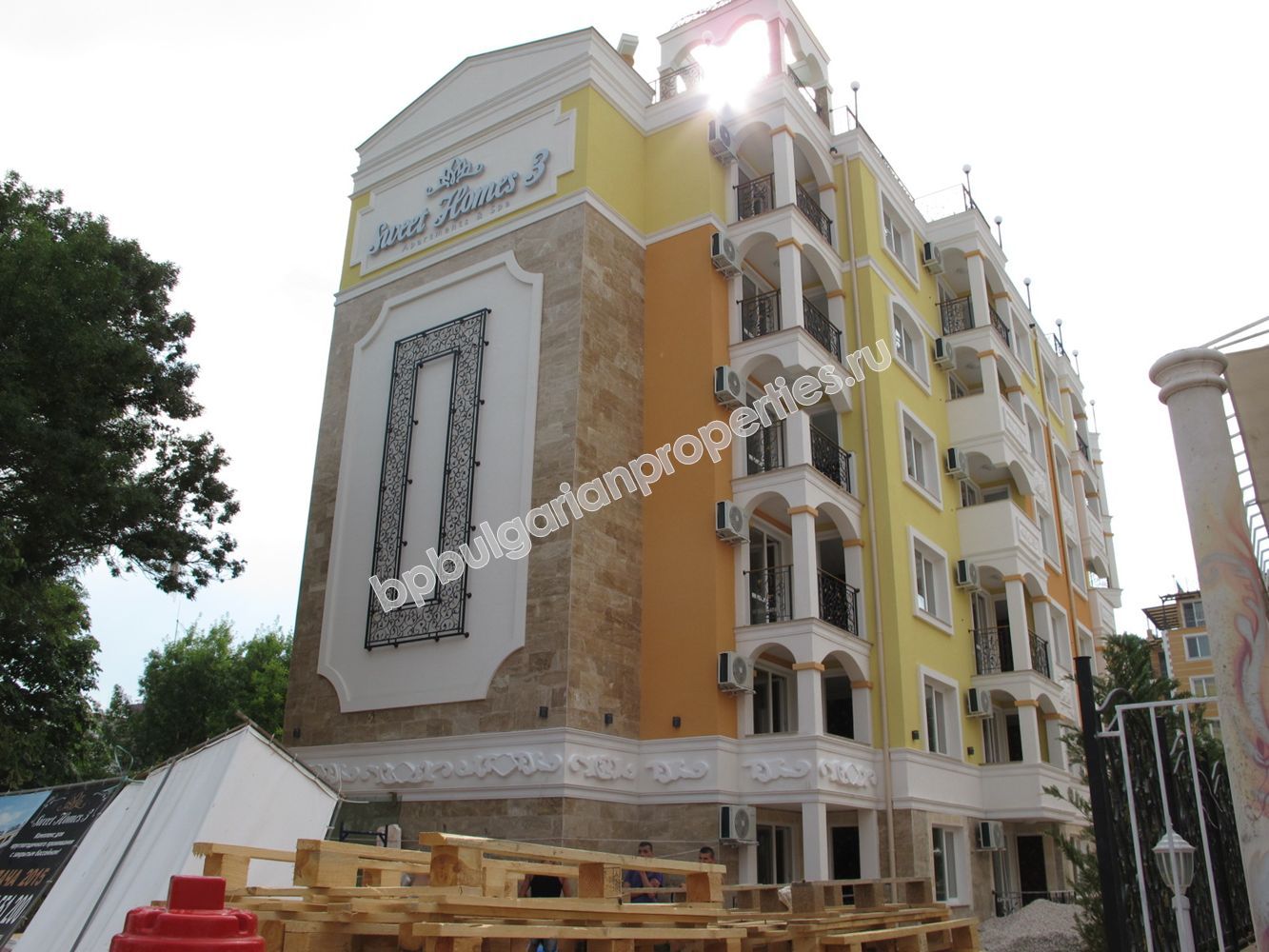 Люксовые квартиры на продажу в курорте Солнечный Берег Люксовые квартиры на продажу в курорте Солнечный Берег