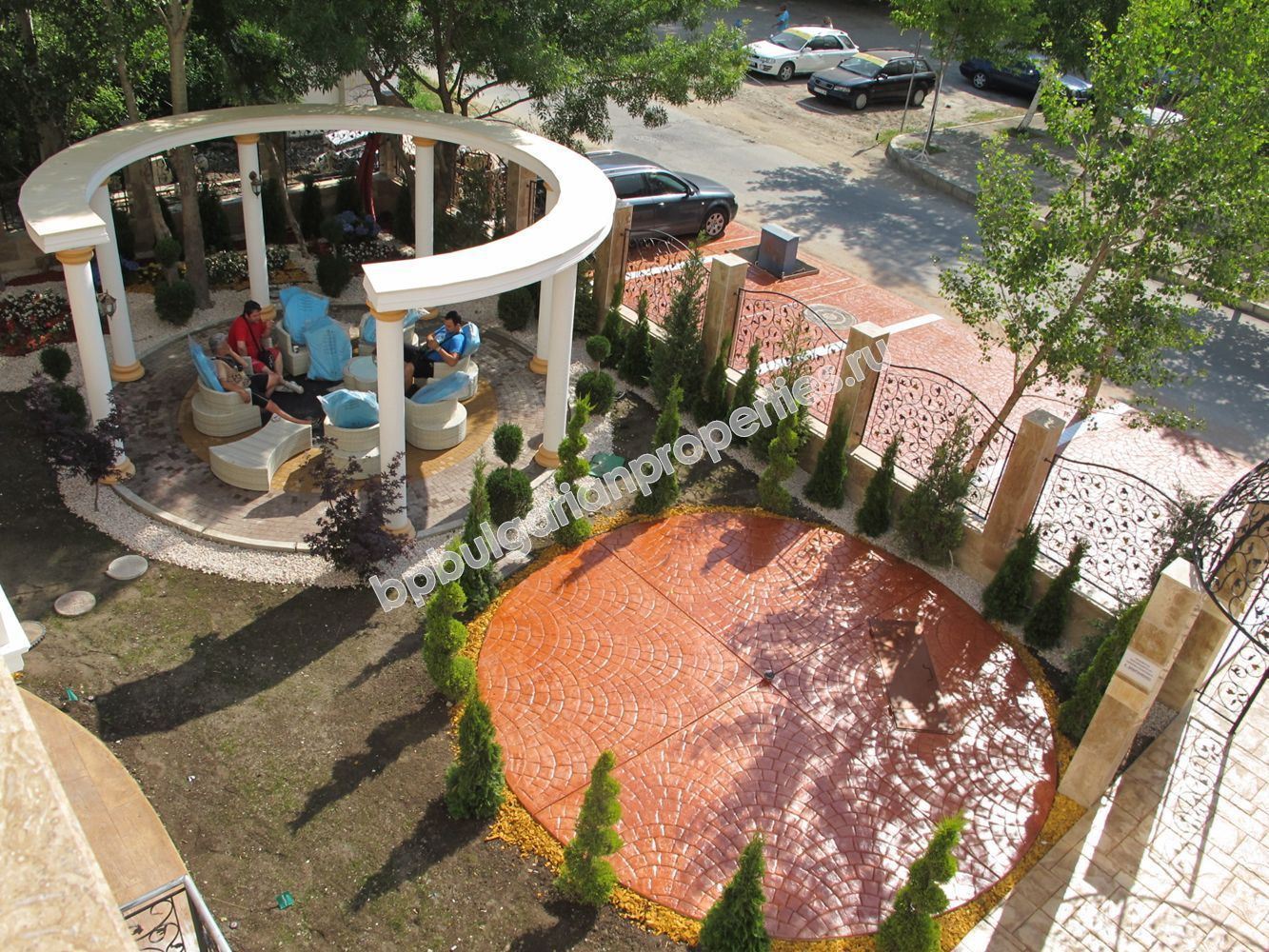 Люксовые квартиры на продажу в курорте Солнечный Берег