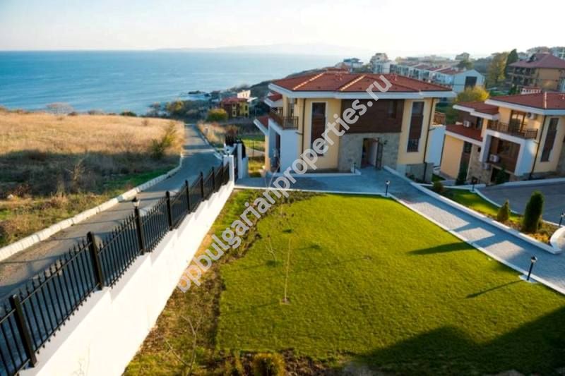 Люкс апартаменты с видом на море на продажу в Созополе