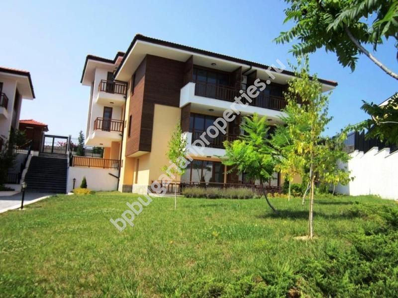 Люкс апартаменты с видом на море на продажу в Созополе