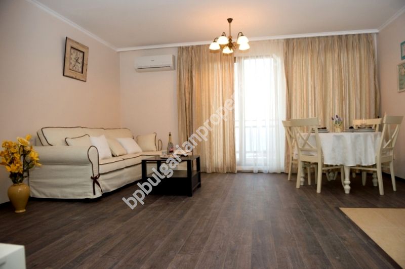 Люкс апартаменты с видом на море на продажу в Созополе