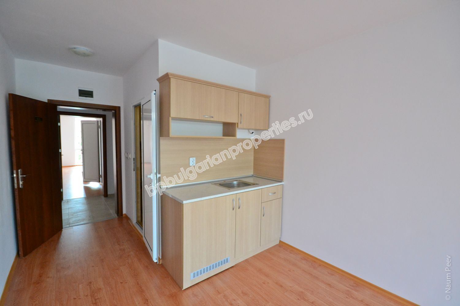 Апартаменты для продажи в курорте Солнечный берег