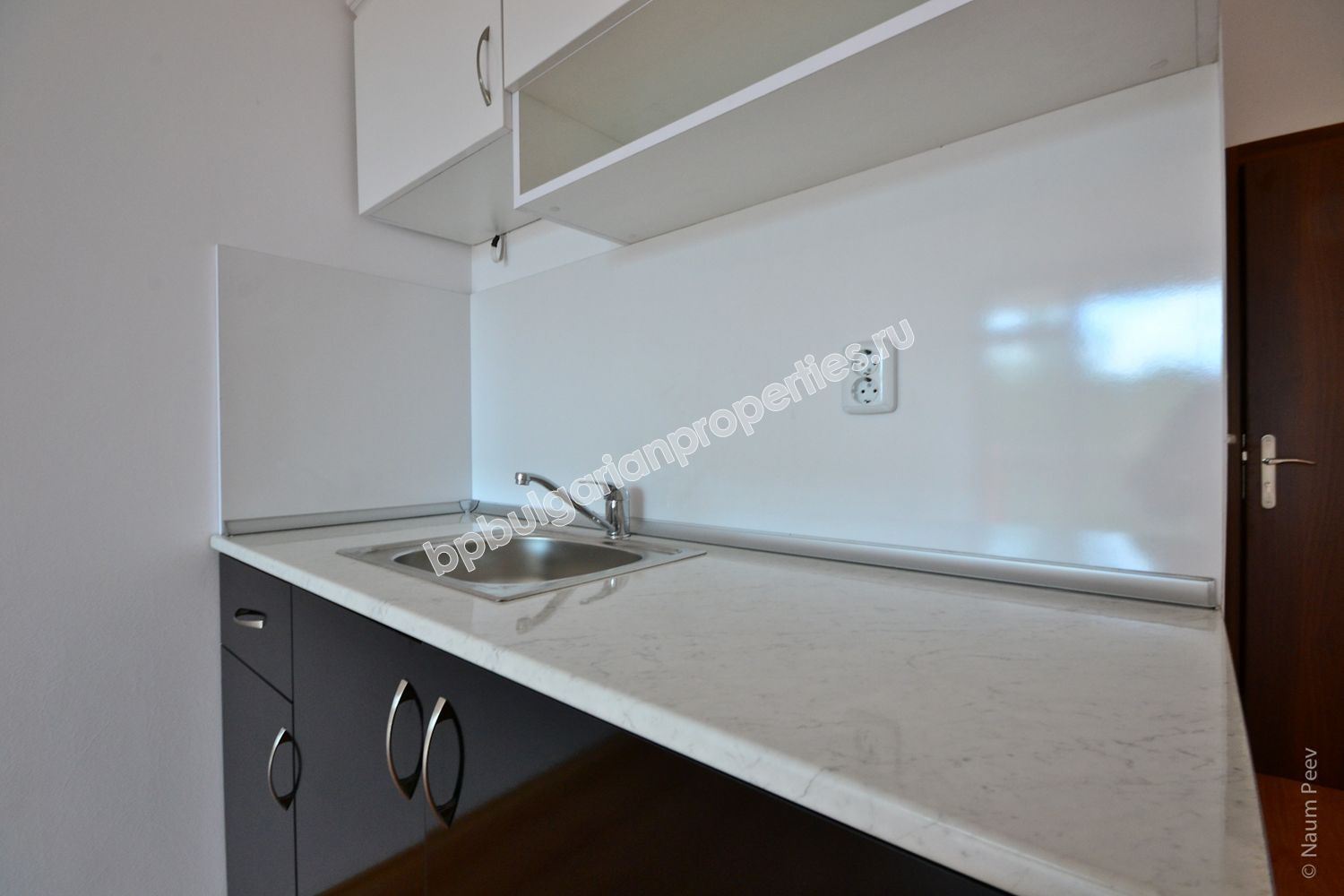 Апартаменты для продажи в курорте Солнечный берег