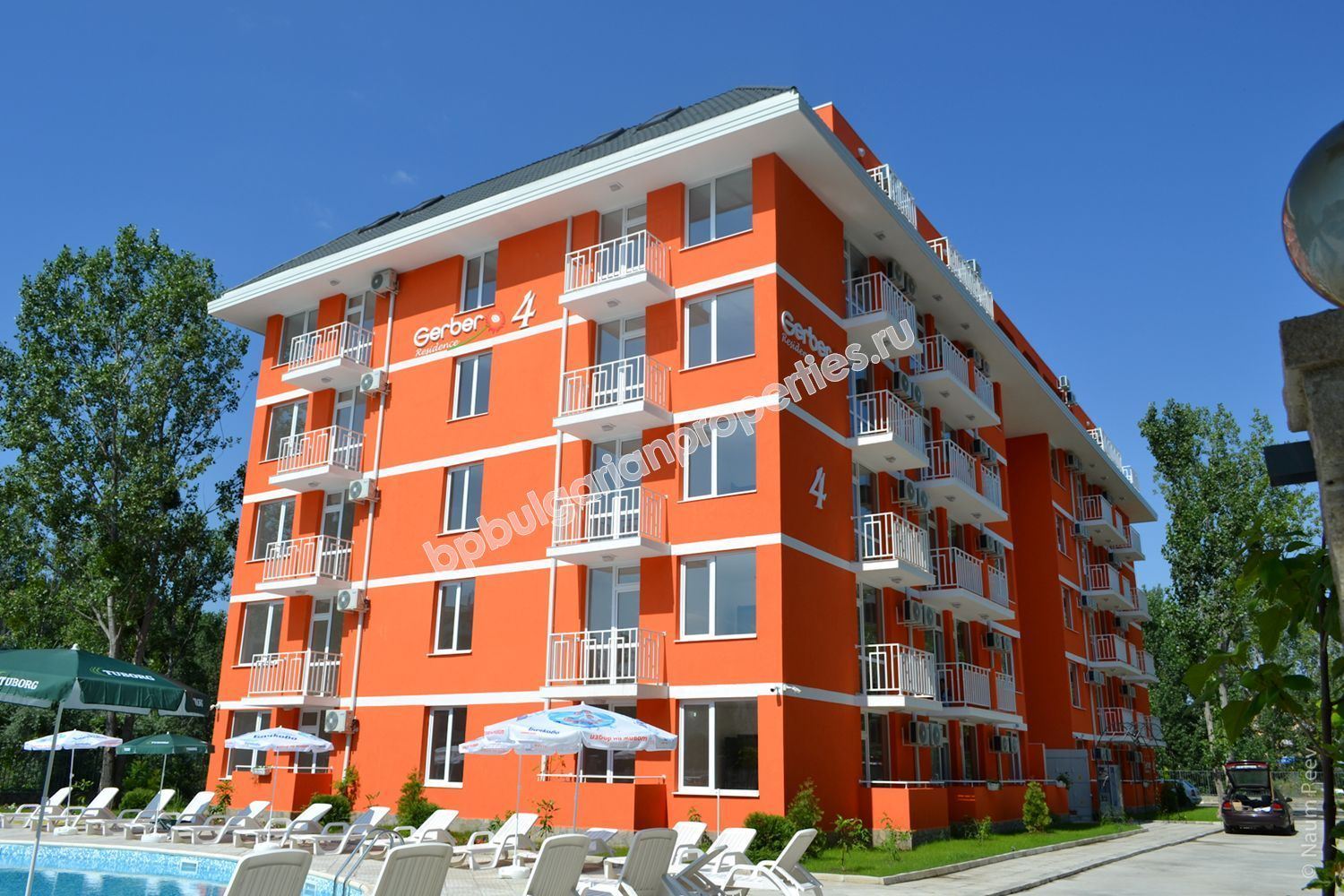 Апартаменты для продажи в курорте Солнечный берег