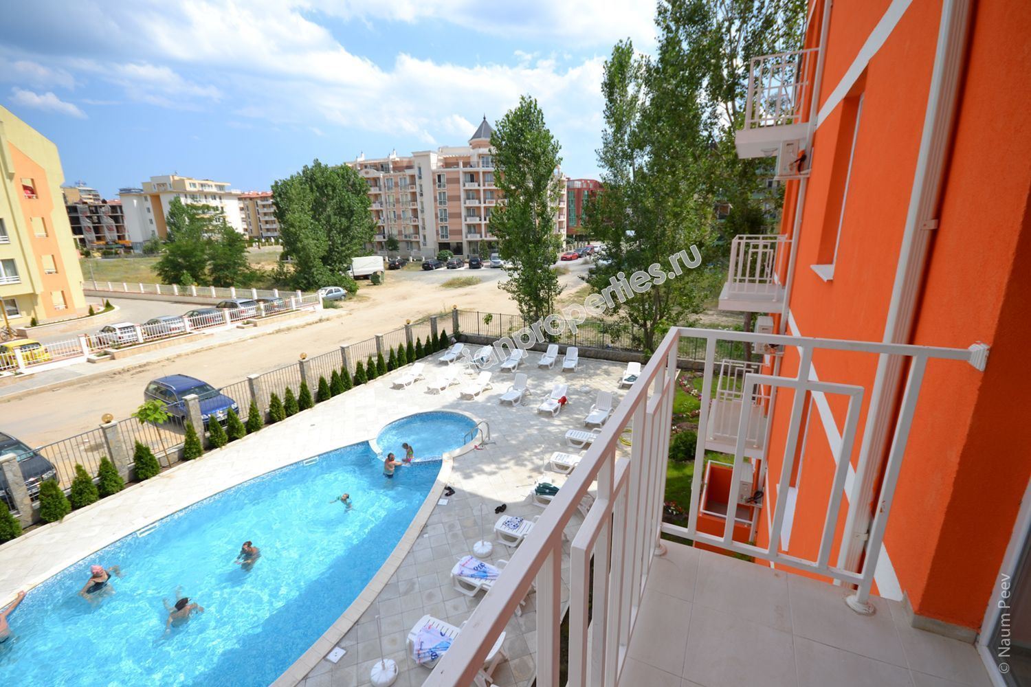 Апартаменты для продажи в курорте Солнечный берег