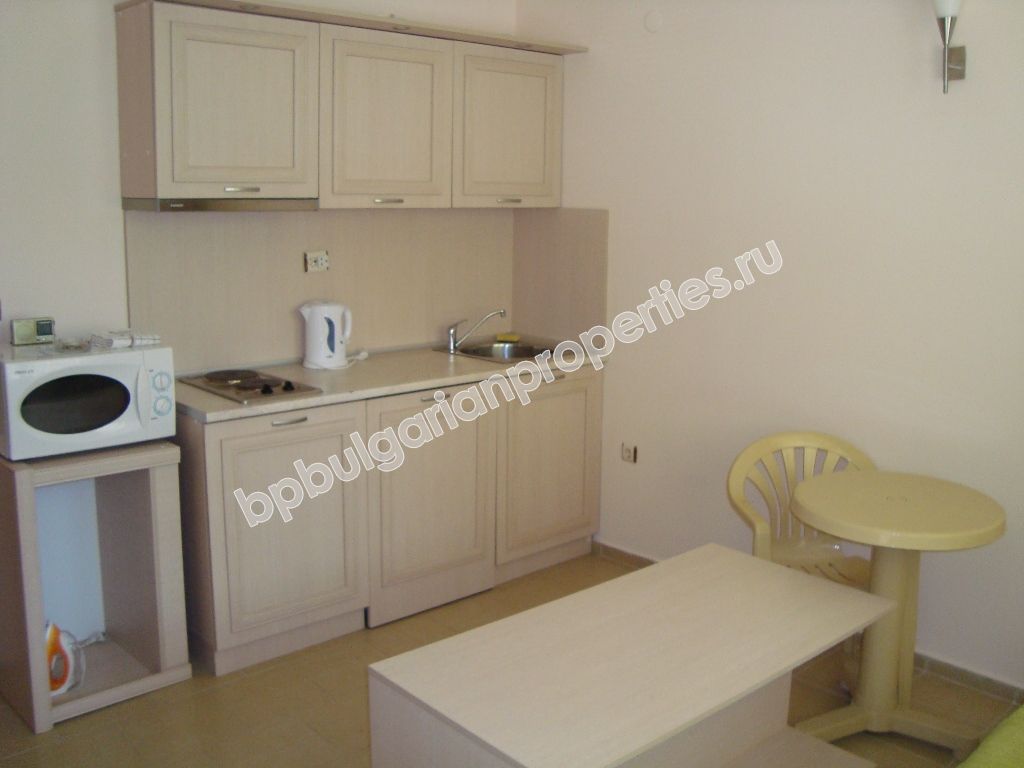 Полностью меблированная двухкомнатная квартира на Солнечном Берегу