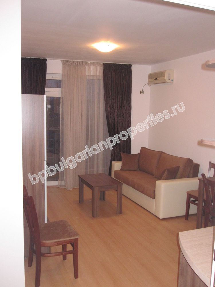 Меблированная односпальная квартира на продажу в Солнечном Берегу