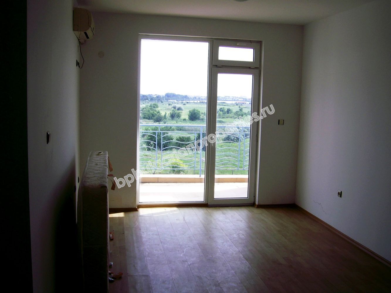 Меблированная односпальная квартира на продажу в Солнечном Берегу