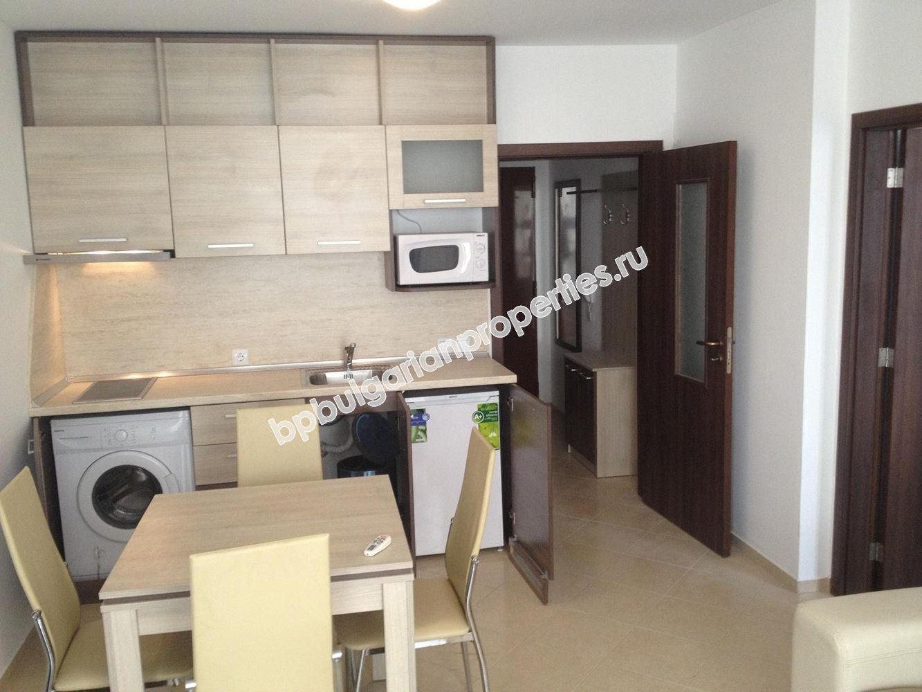 Меблированная двухкомнатная квартира близко от моря в  Равда