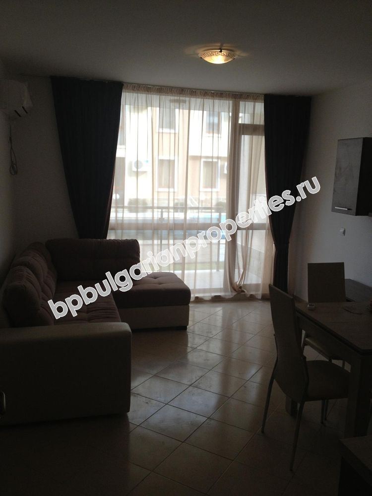 Меблированная двухкомнатная квартира близко от моря в  Равда