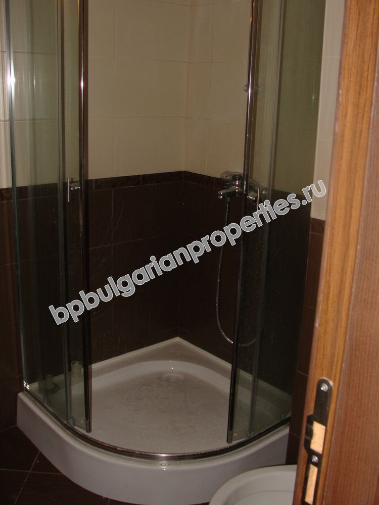 Люксовая односпальная квартира на продажу в курорте Равда