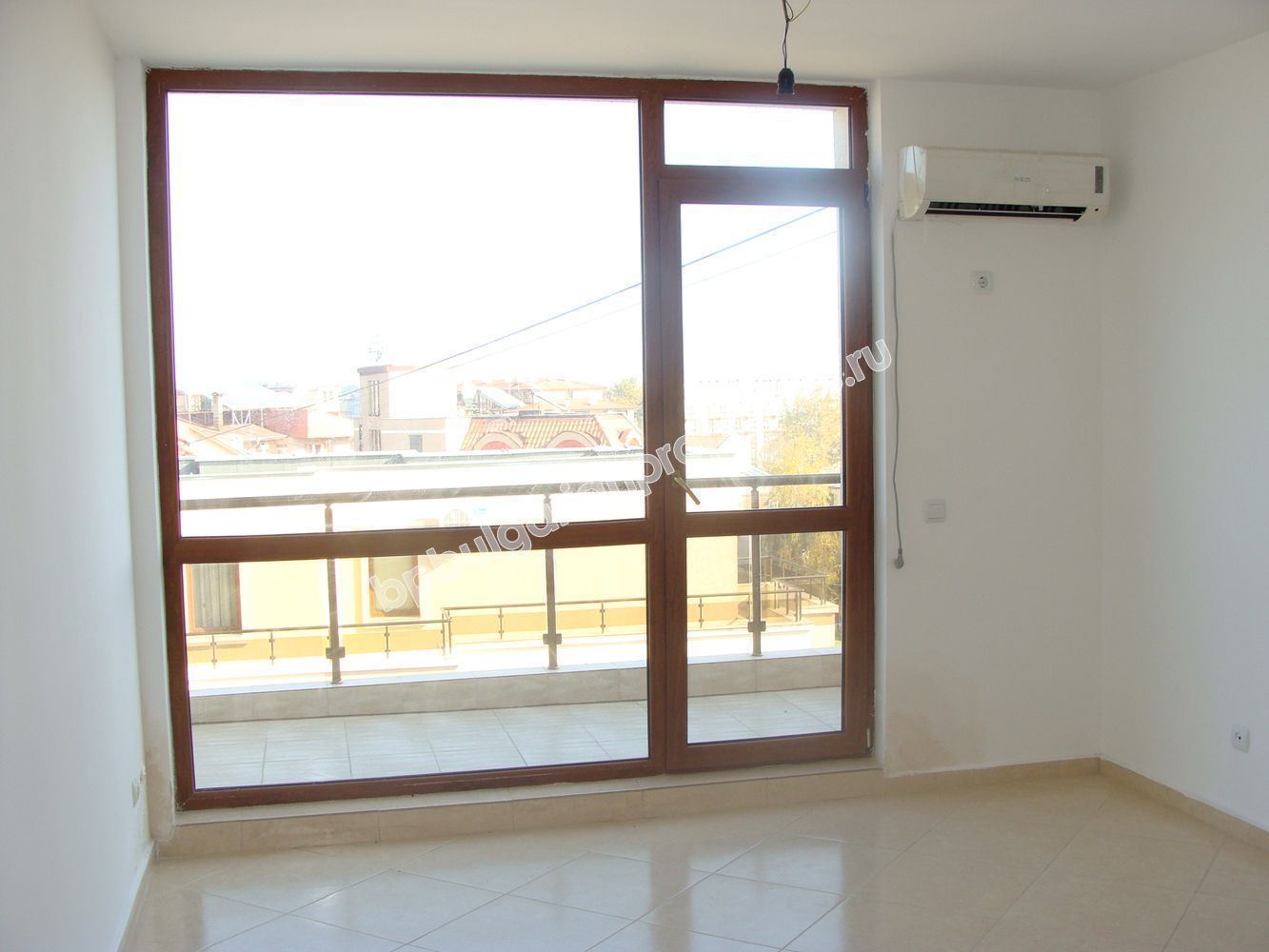 Люксовая односпальная квартира на продажу в курорте Равда