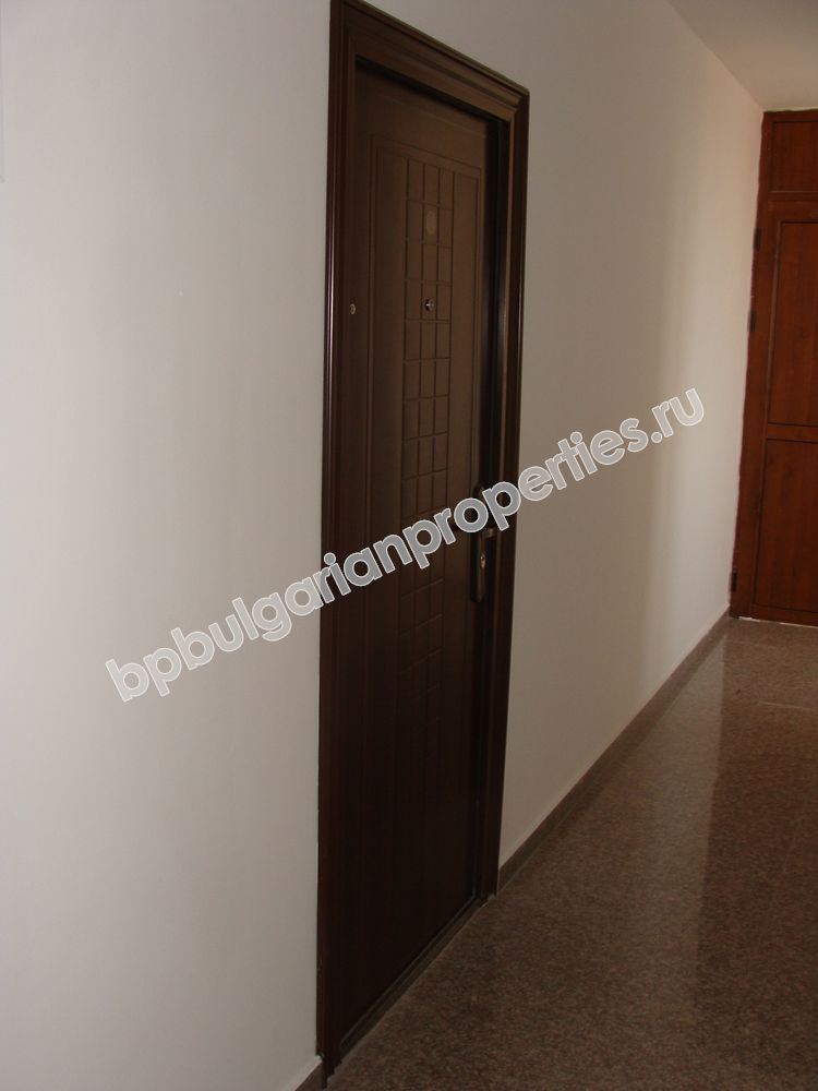 Люксовая односпальная квартира на продажу в курорте Равда