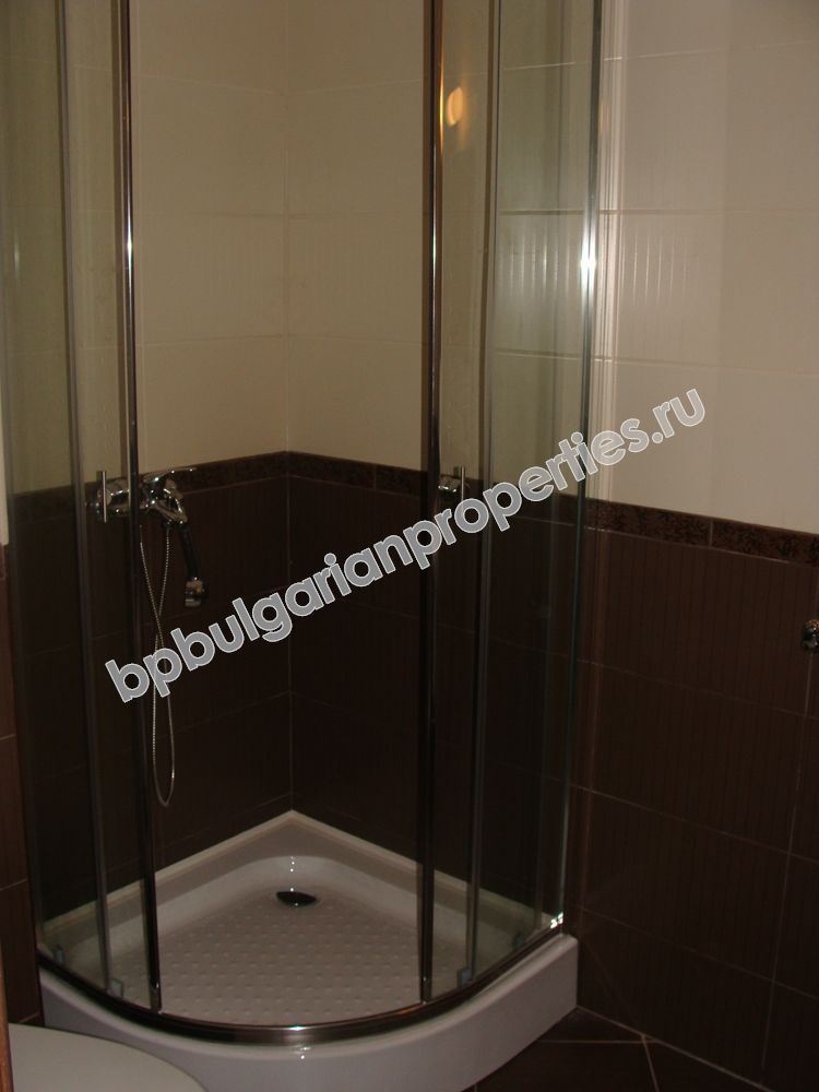 Люксовая односпальная квартира на продажу в курорте Равда