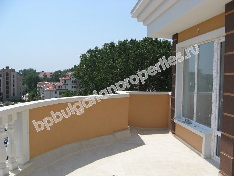 Однокомнатные и двухкомнатные апартаменты на продажу в к.к. Солнечный Берег