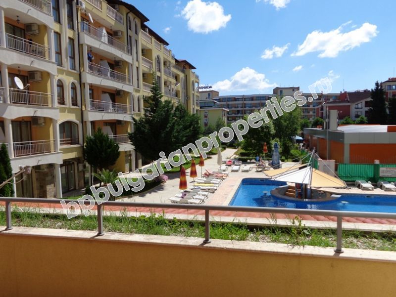 Апартамент с одной спальней в комплексе закрытого типа на Солнечном Берегу