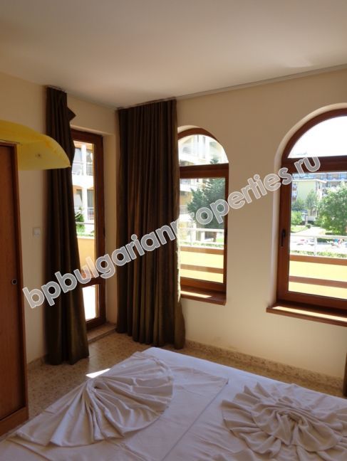 Апартамент с одной спальней в комплексе закрытого типа на Солнечном Берегу