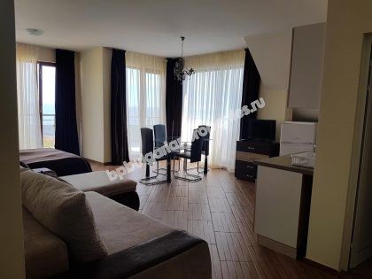 Меблированные квартиры на продажу на первой линии моря в курорте Ахтополь Меблированные квартиры на продажу на первой линии моря в курорте Ахтополь