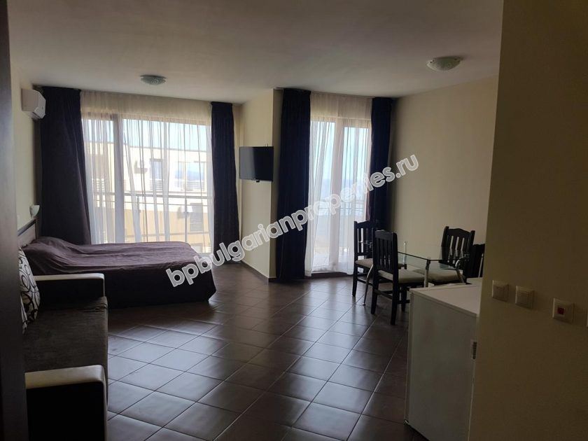 Меблированные квартиры на продажу на первой линии моря в курорте Ахтополь Меблированные квартиры на продажу на первой линии моря в курорте Ахтополь