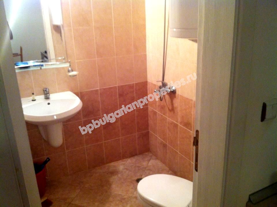 Меблирванная двухкомнатная квартира на продажу в курорте Солнечный Берег