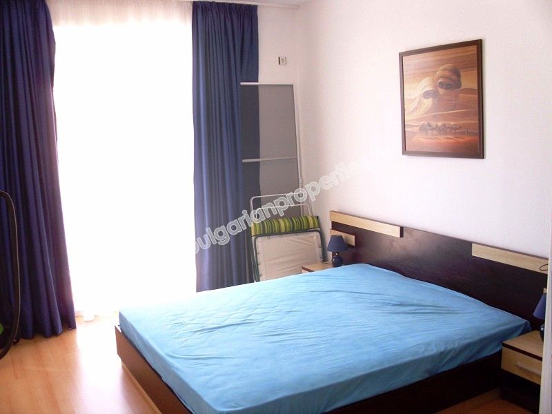 Меблирванная двухкомнатная квартира на продажу в курорте Солнечный Берег